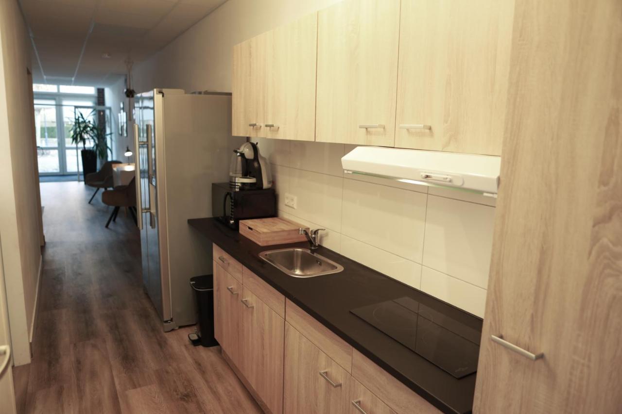 Ruim Appartement In Centrum Yerseke Esterno foto
