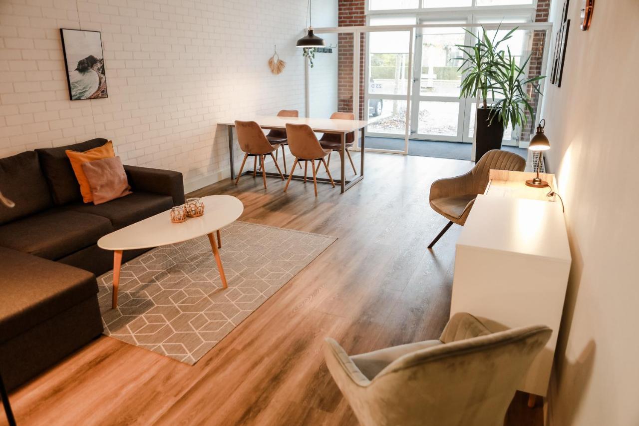 Ruim Appartement In Centrum Yerseke Esterno foto