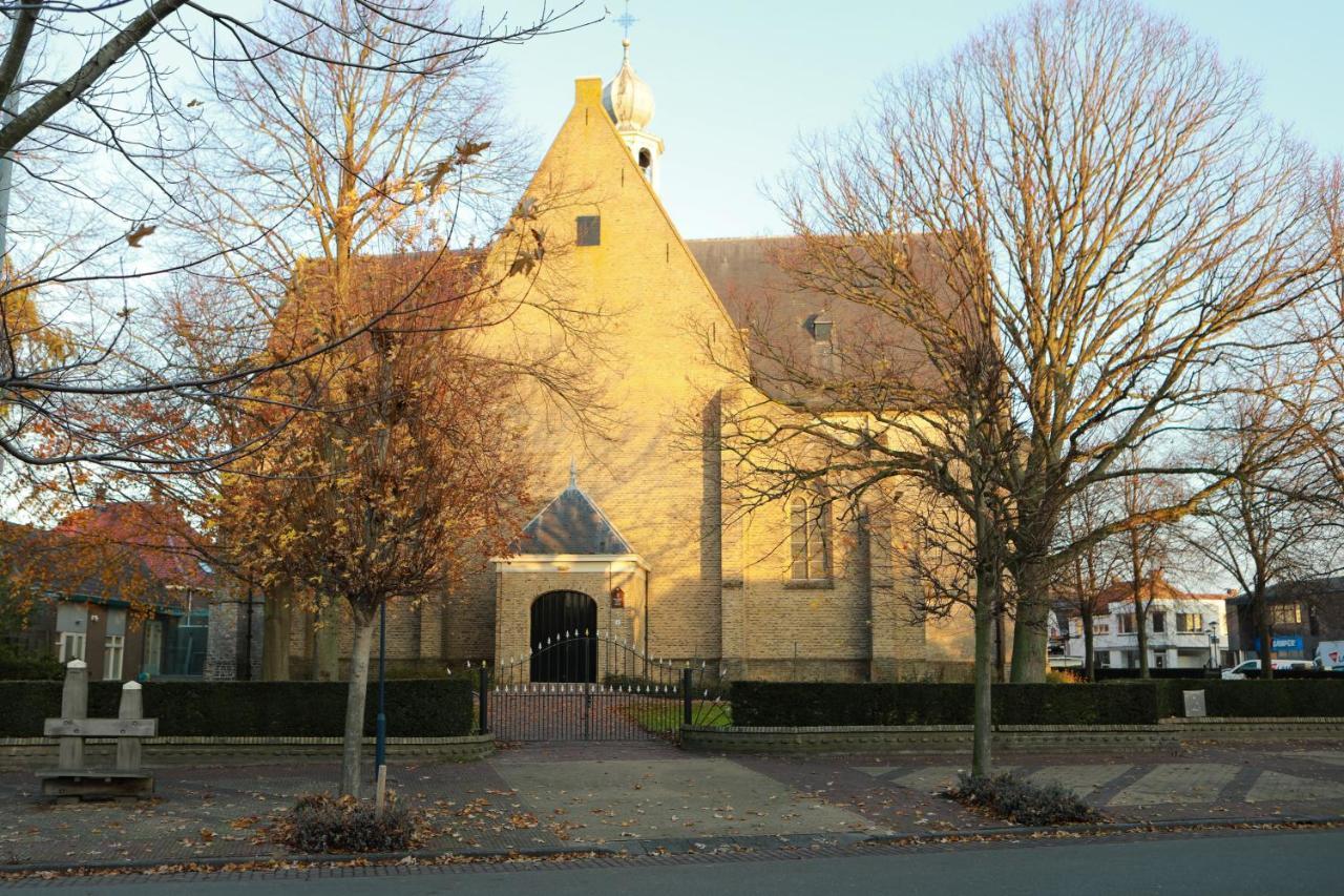 Ruim Appartement In Centrum Yerseke Esterno foto
