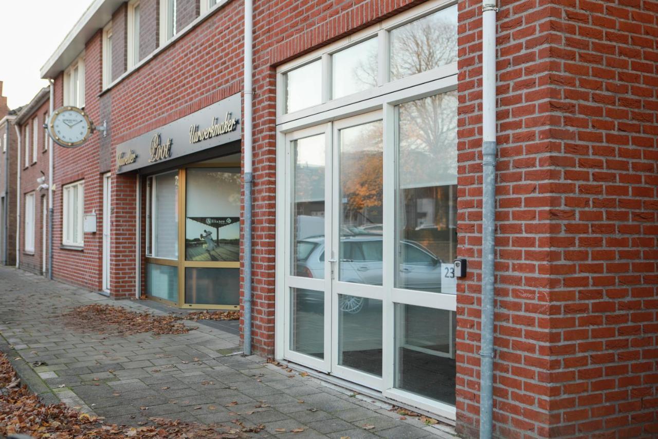 Ruim Appartement In Centrum Yerseke Esterno foto